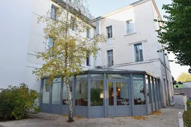 maison de retraite angelique niort verriere restaurant