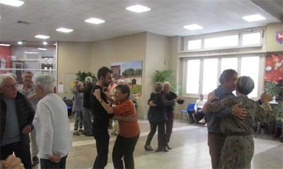 Les Berges du canal danse