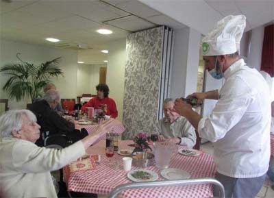 Les Berges du canal repas