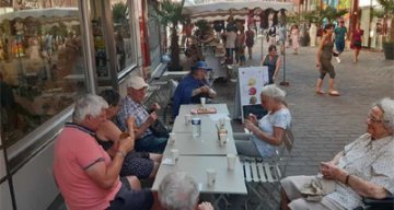 Les Mariniers braderie