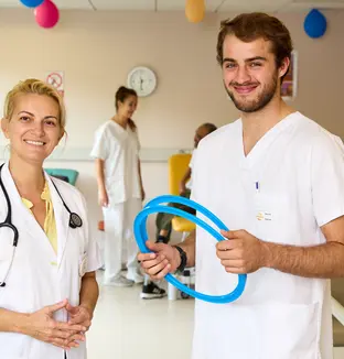 Soignants du centre de rééducation fonctionnelle emeis d'Asnières