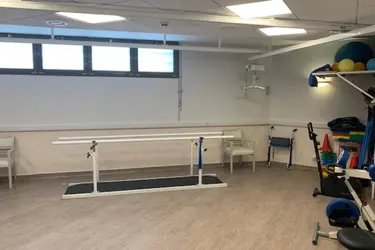 emeis-maison-de-retraite-edith-piaf-salle-kinesitherapie